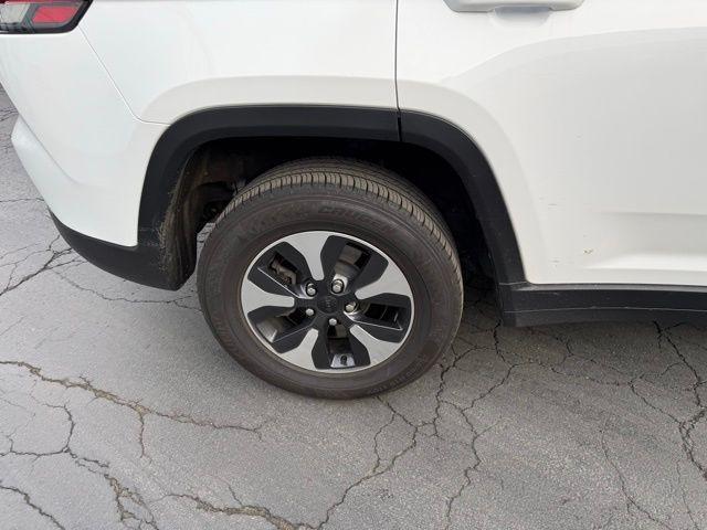 used 2024 Jeep Grand Cherokee 4xe car, priced at $26,895