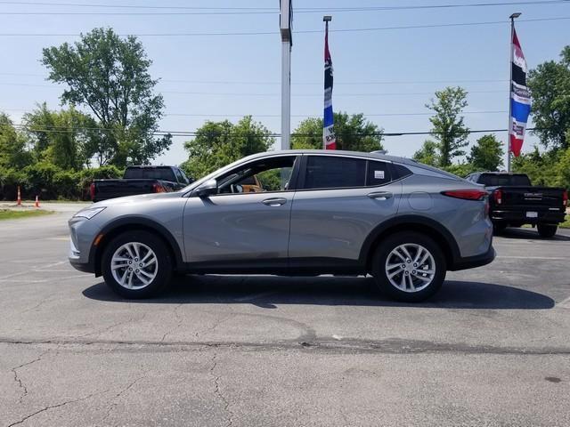 new 2025 Buick Envista car, priced at $27,125
