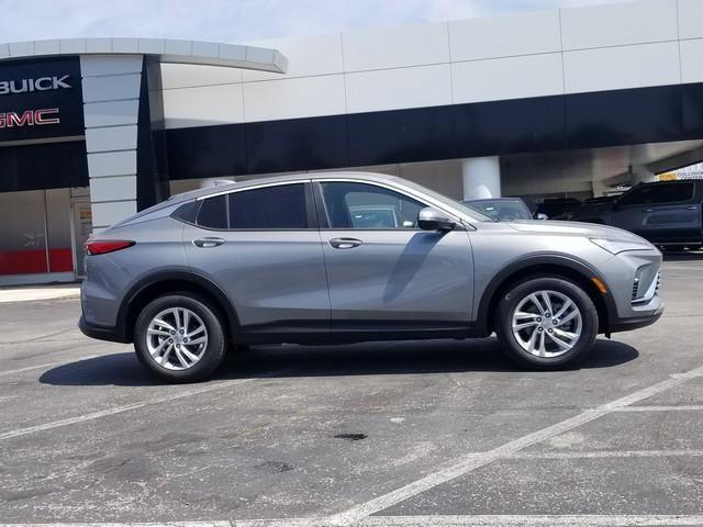 new 2025 Buick Envista car, priced at $27,125