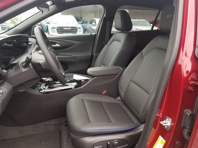 new 2025 Buick Envista car