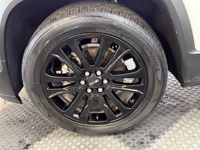 used 2022 GMC Acadia car, priced at $21,995