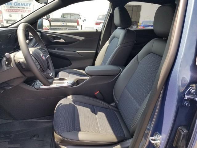 new 2025 Buick Envista car, priced at $27,125