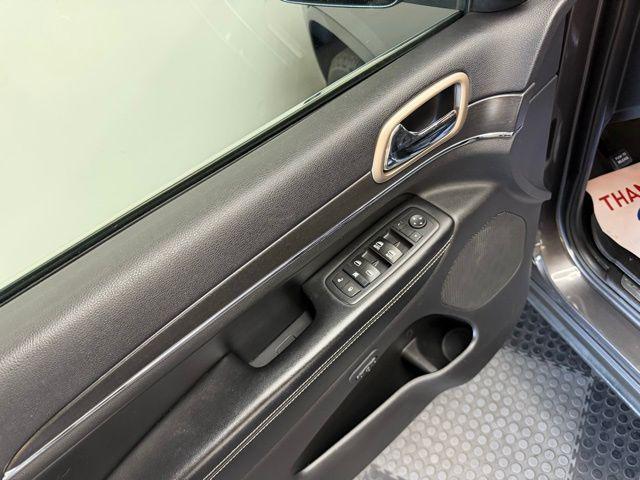 used 2016 Jeep Grand Cherokee car, priced at $11,495