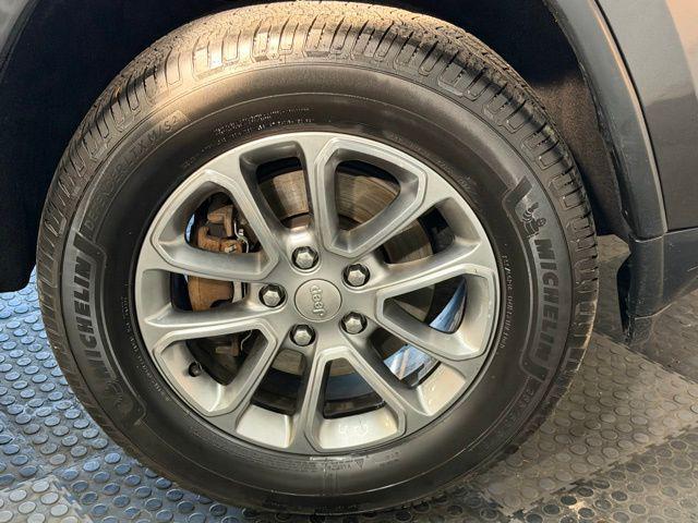 used 2016 Jeep Grand Cherokee car, priced at $11,495