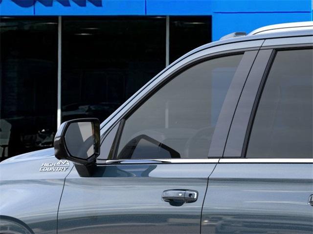 new 2025 Chevrolet Suburban car, priced at $91,505