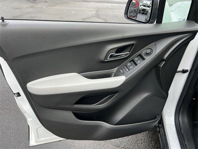 used 2022 Chevrolet Trax car, priced at $20,401