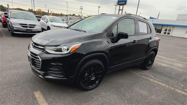used 2022 Chevrolet Trax car, priced at $20,315