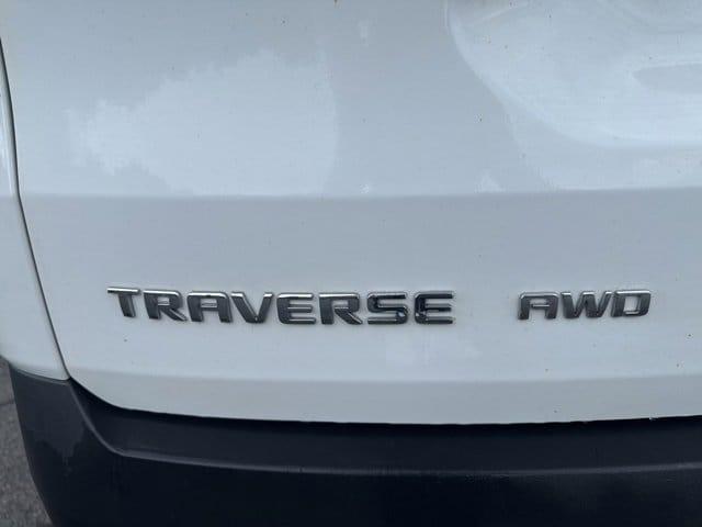 used 2023 Chevrolet Traverse car, priced at $33,595