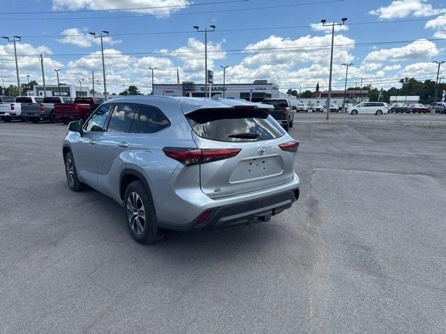 used 2021 Toyota Highlander car, priced at $34,680