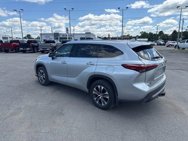 used 2021 Toyota Highlander car, priced at $34,680
