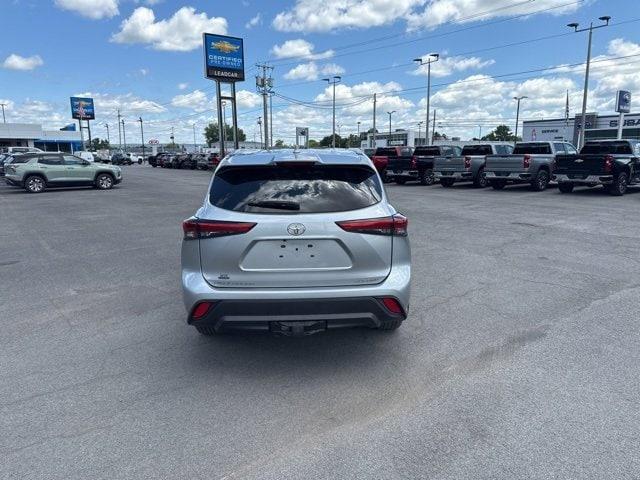 used 2021 Toyota Highlander car, priced at $34,680