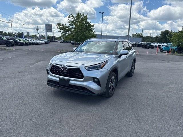 used 2021 Toyota Highlander car, priced at $34,680