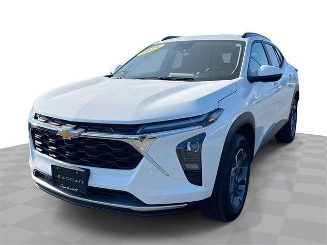 used 2024 Chevrolet Trax car, priced at $20,279