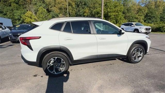 used 2024 Chevrolet Trax car, priced at $19,527