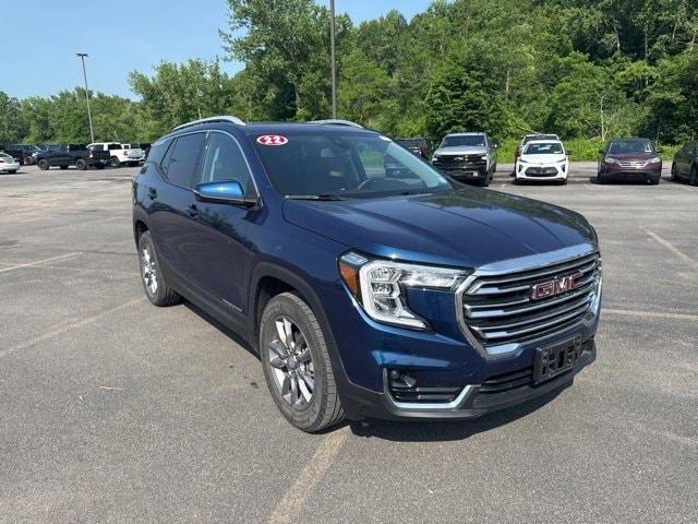 used 2022 GMC Terrain car, priced at $27,587