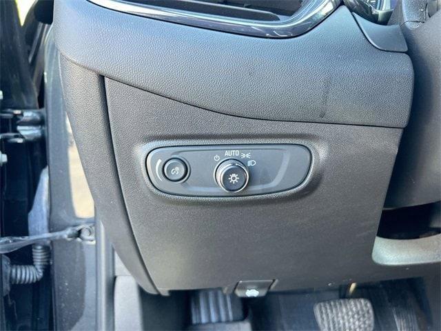 used 2022 Chevrolet Equinox car, priced at $21,543