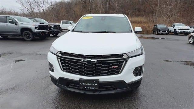 used 2022 Chevrolet Traverse car, priced at $34,453