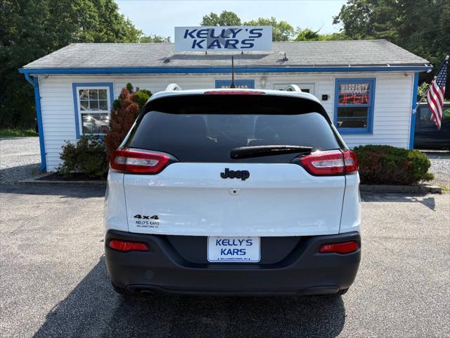 used 2018 Jeep Cherokee car, priced at $15,495