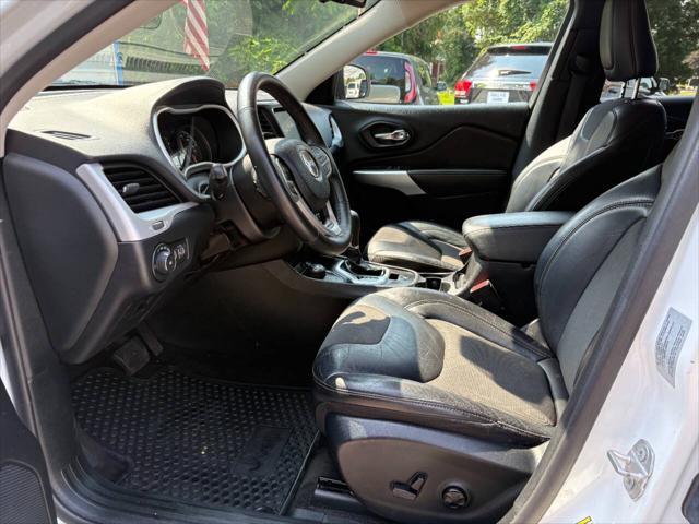 used 2018 Jeep Cherokee car, priced at $15,495