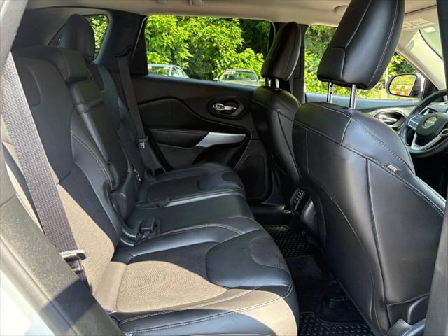 used 2018 Jeep Cherokee car, priced at $15,495