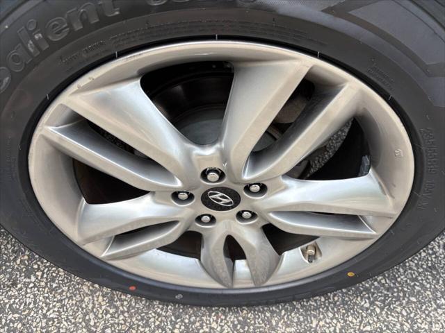 used 2015 Hyundai Santa Fe Sport car, priced at $9,495