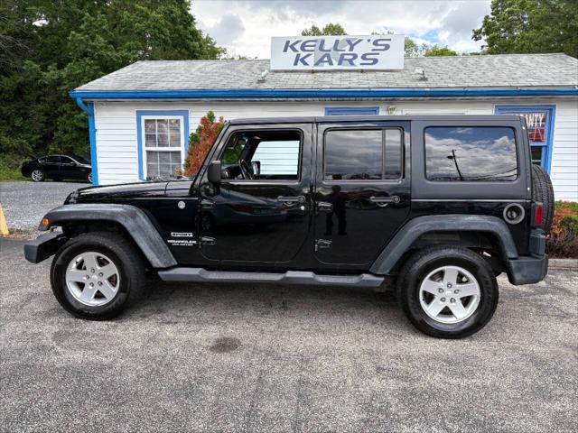 used 2012 Jeep Wrangler Unlimited car, priced at $17,995