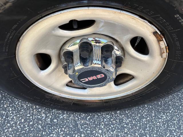 used 2003 GMC Savana 3500 car, priced at $6,995