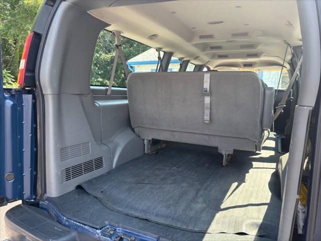 used 2003 GMC Savana 3500 car, priced at $6,995