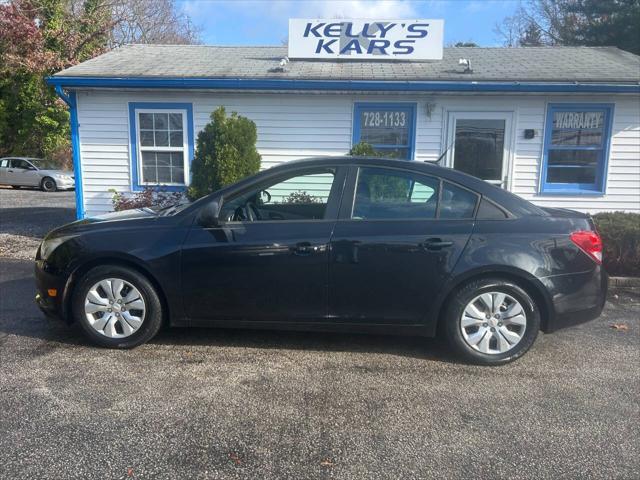 used 2014 Chevrolet Cruze car, priced at $8,995