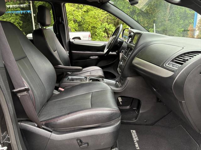 used 2015 Dodge Grand Caravan car, priced at $12,995