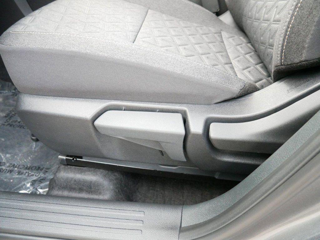 new 2025 Nissan Kicks car, priced at $22,287