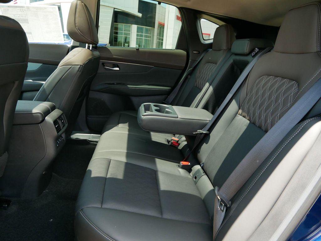 new 2025 Nissan Murano car, priced at $45,909