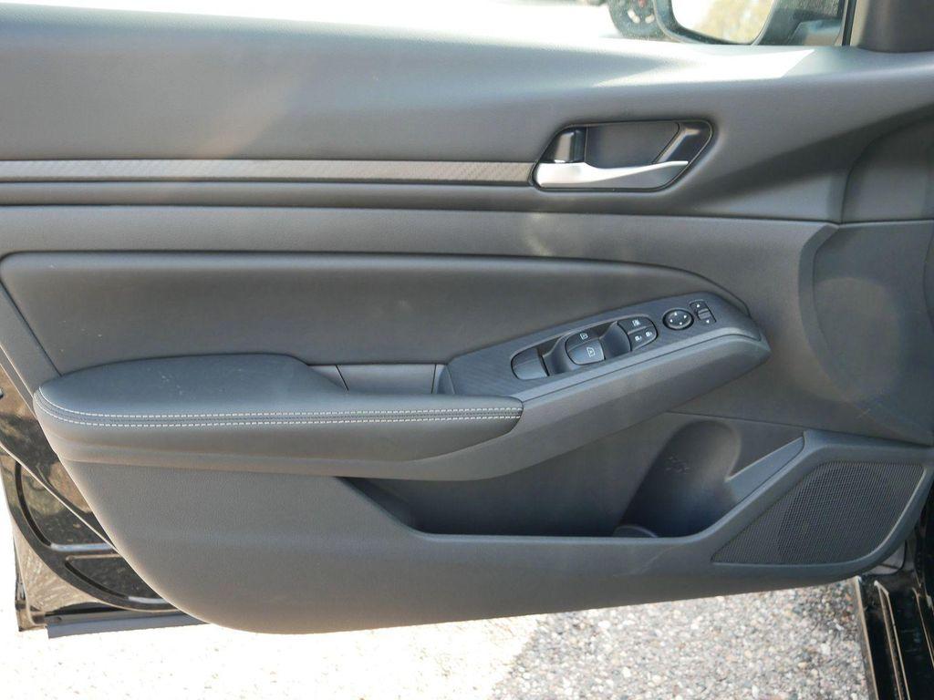 new 2025 Nissan Altima car, priced at $31,080