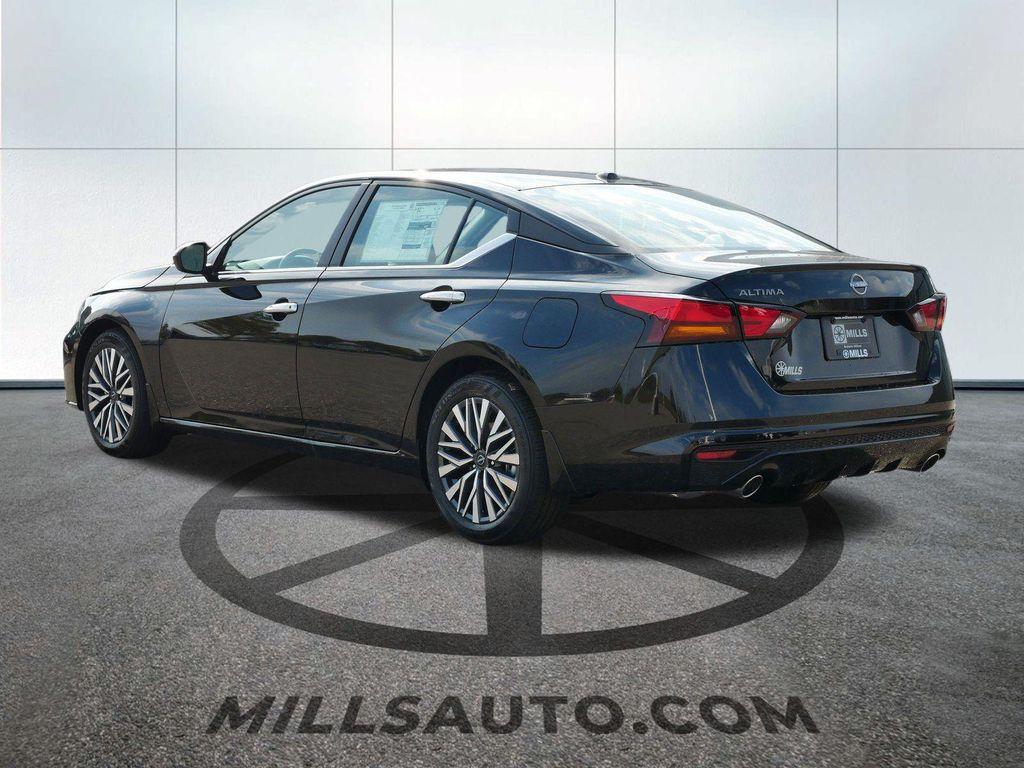 new 2025 Nissan Altima car, priced at $31,080