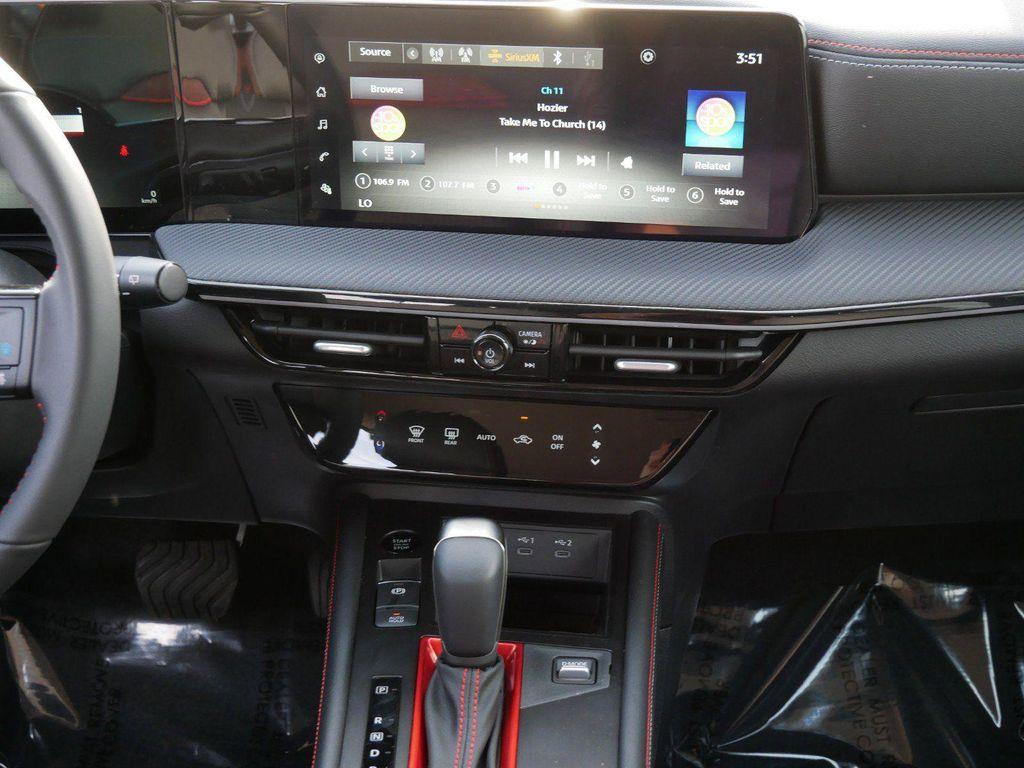 new 2025 Nissan Kicks car, priced at $24,944