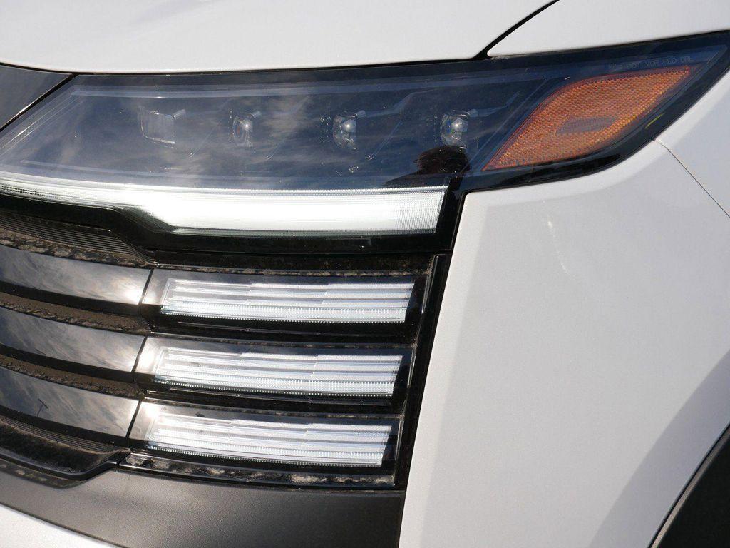 new 2025 Nissan Kicks car, priced at $24,944