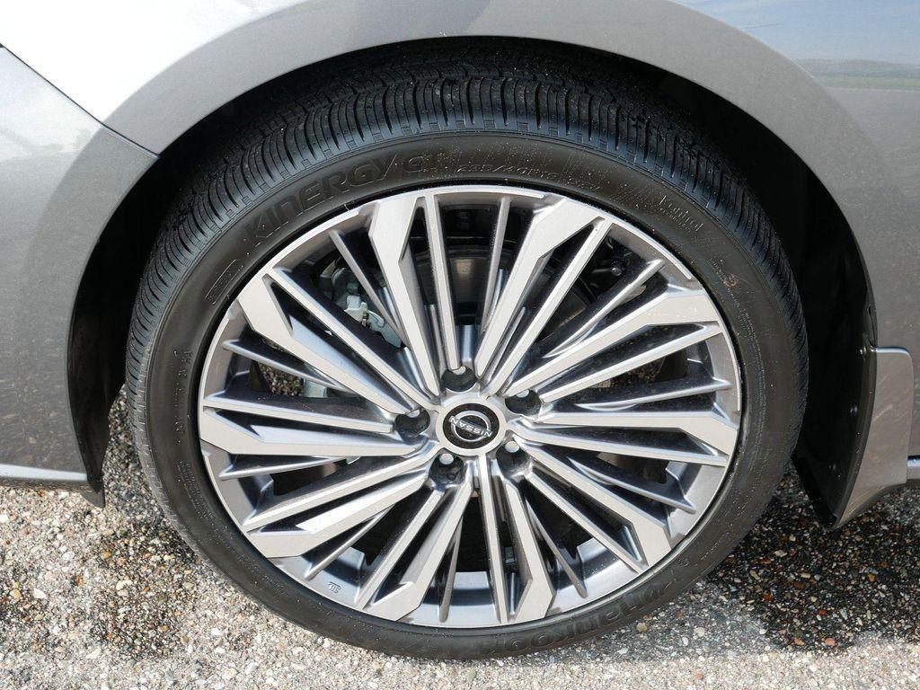 new 2025 Nissan Altima car, priced at $36,074