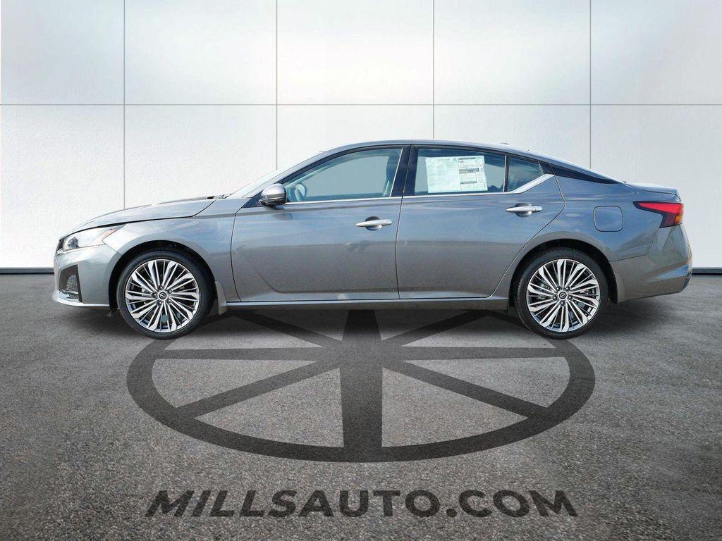 new 2025 Nissan Altima car, priced at $36,074