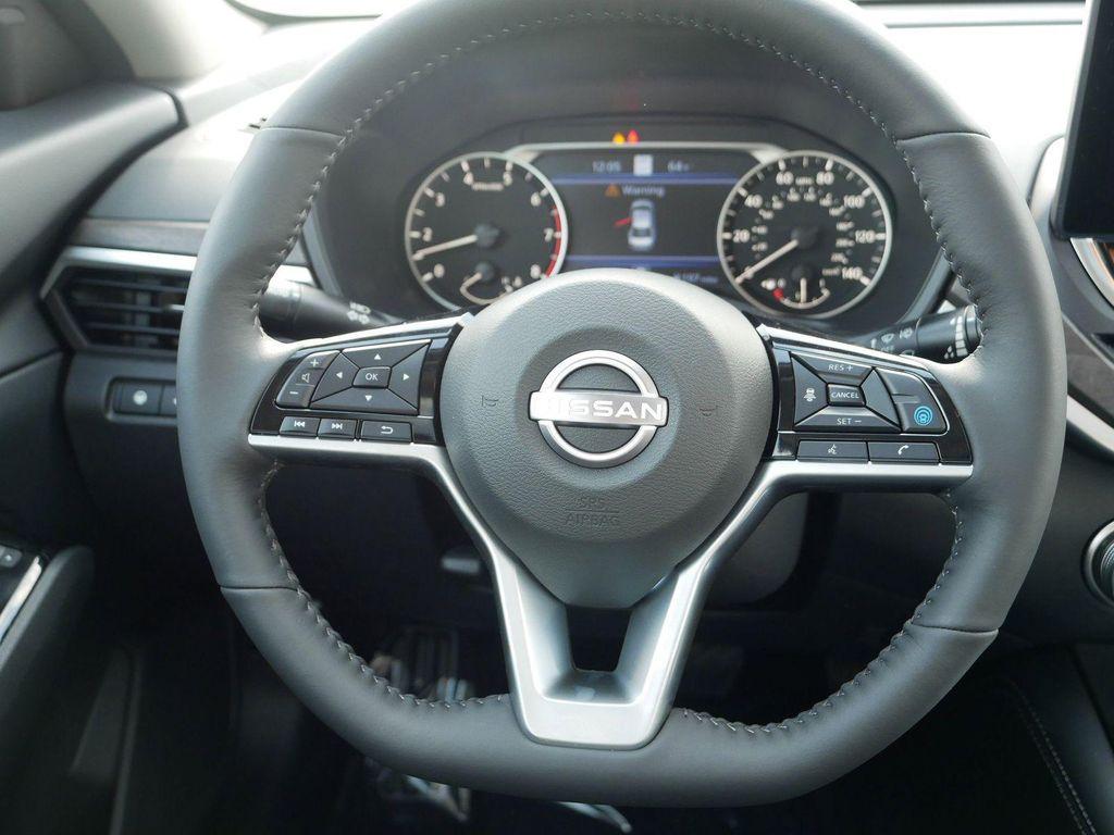 new 2025 Nissan Altima car, priced at $36,074