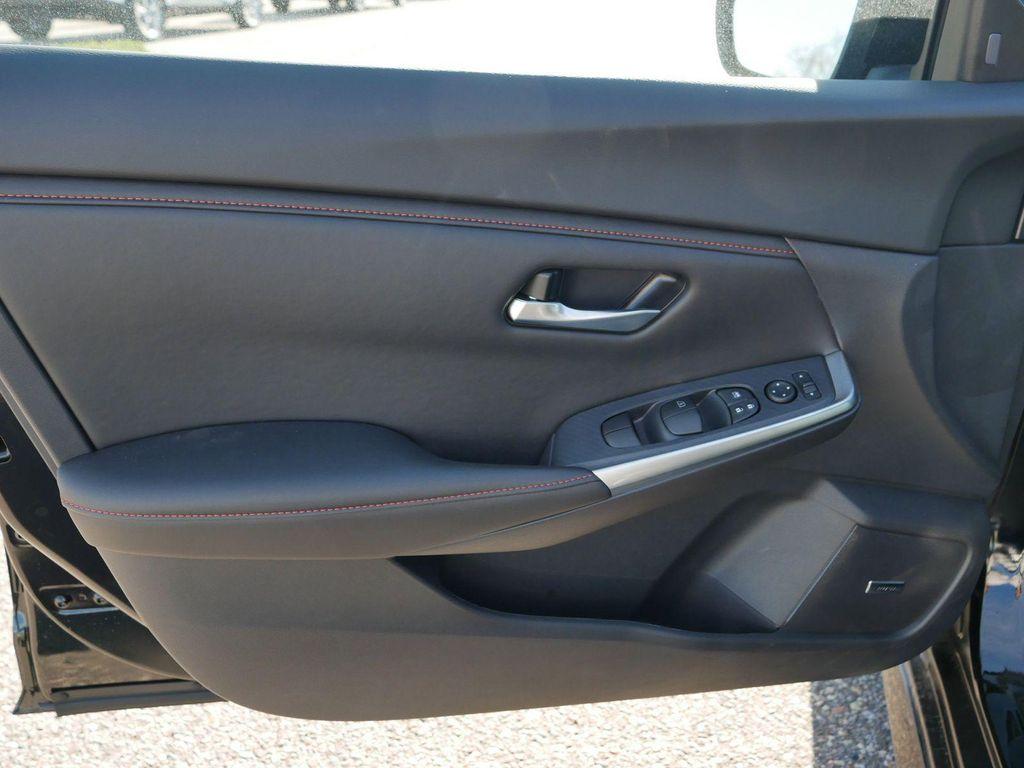 new 2025 Nissan Sentra car, priced at $27,713