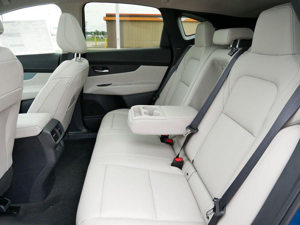 new 2025 Nissan Murano car, priced at $42,083