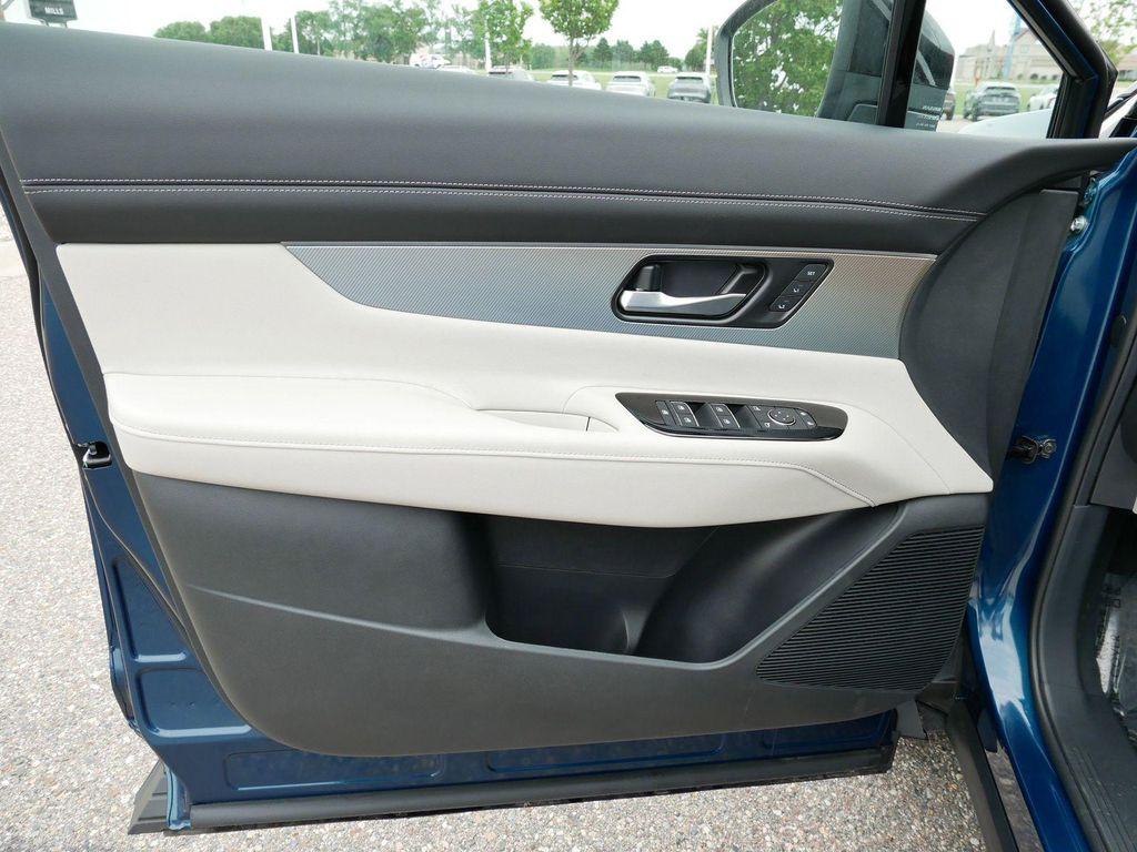 new 2025 Nissan Murano car, priced at $42,083