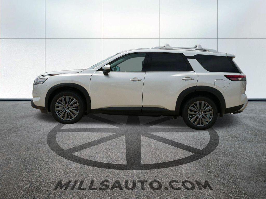 new 2025 Nissan Pathfinder car, priced at $40,899