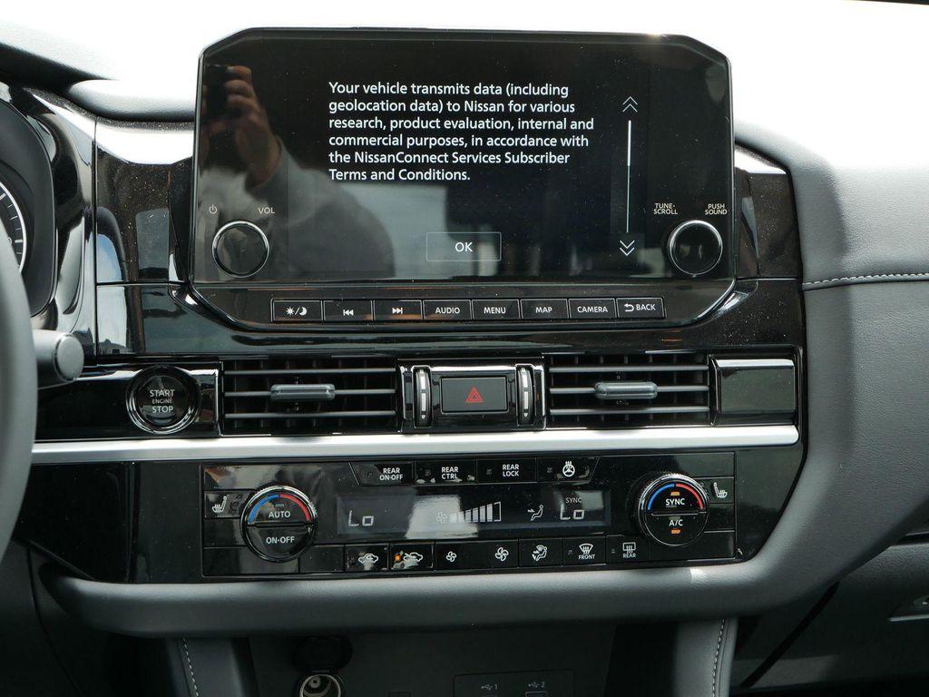 new 2025 Nissan Pathfinder car, priced at $40,899