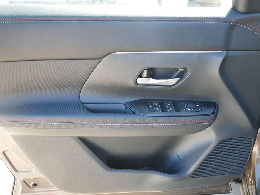 new 2025 Nissan Kicks car, priced at $26,134