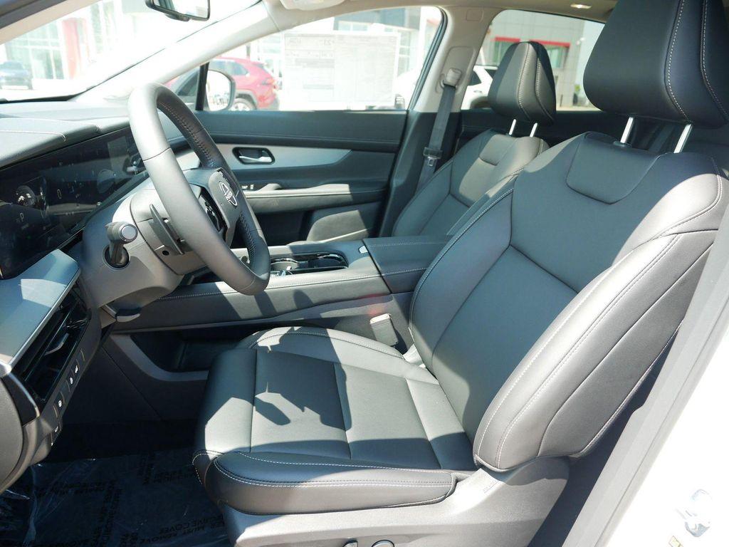 new 2025 Nissan Murano car, priced at $44,594