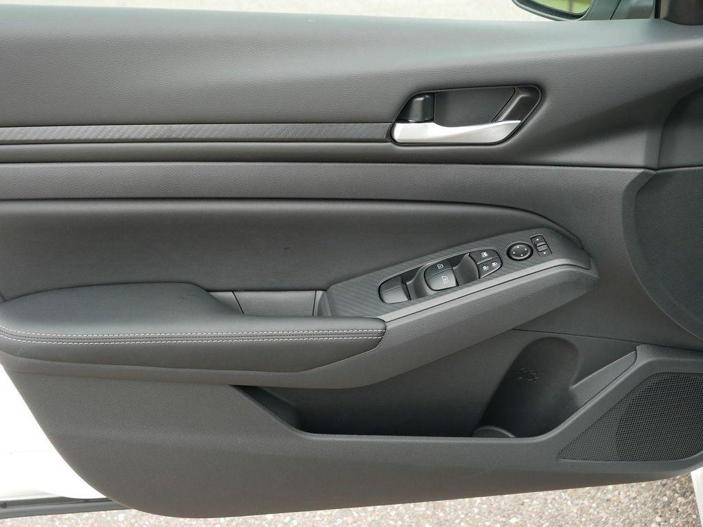 new 2025 Nissan Altima car, priced at $31,486