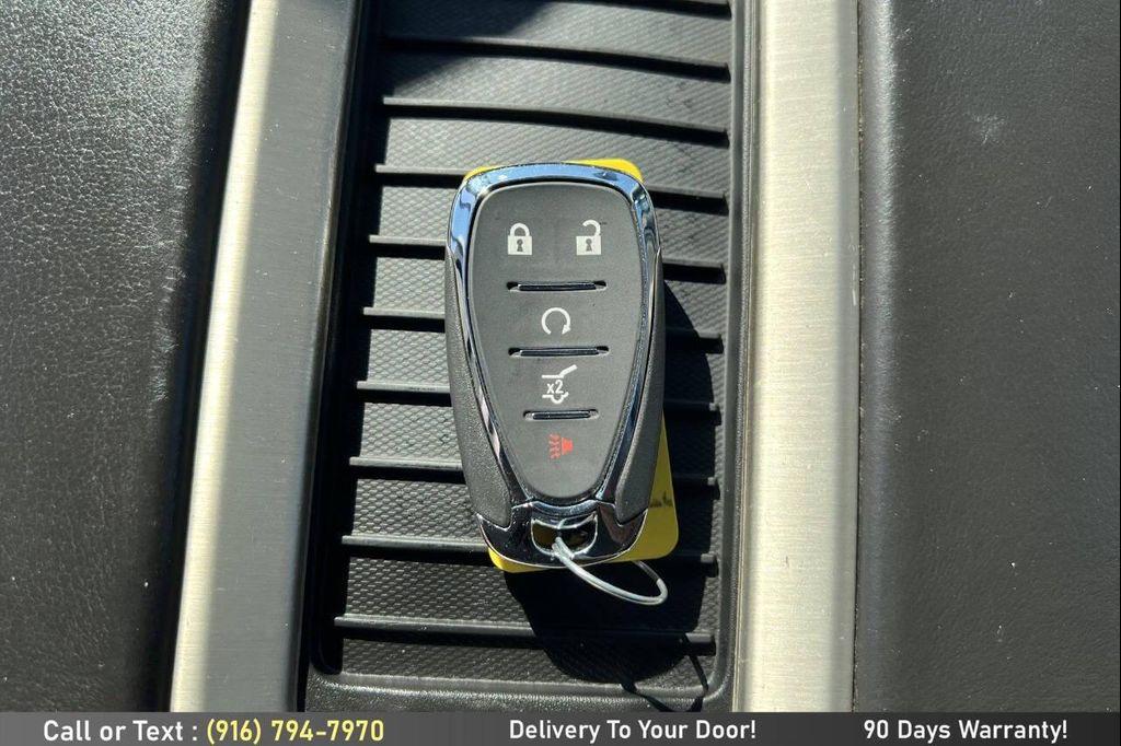 used 2015 GMC Yukon car, priced at $18,999