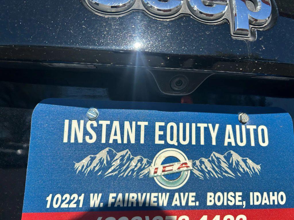 used 2020 Jeep Grand Cherokee car, priced at $19,995