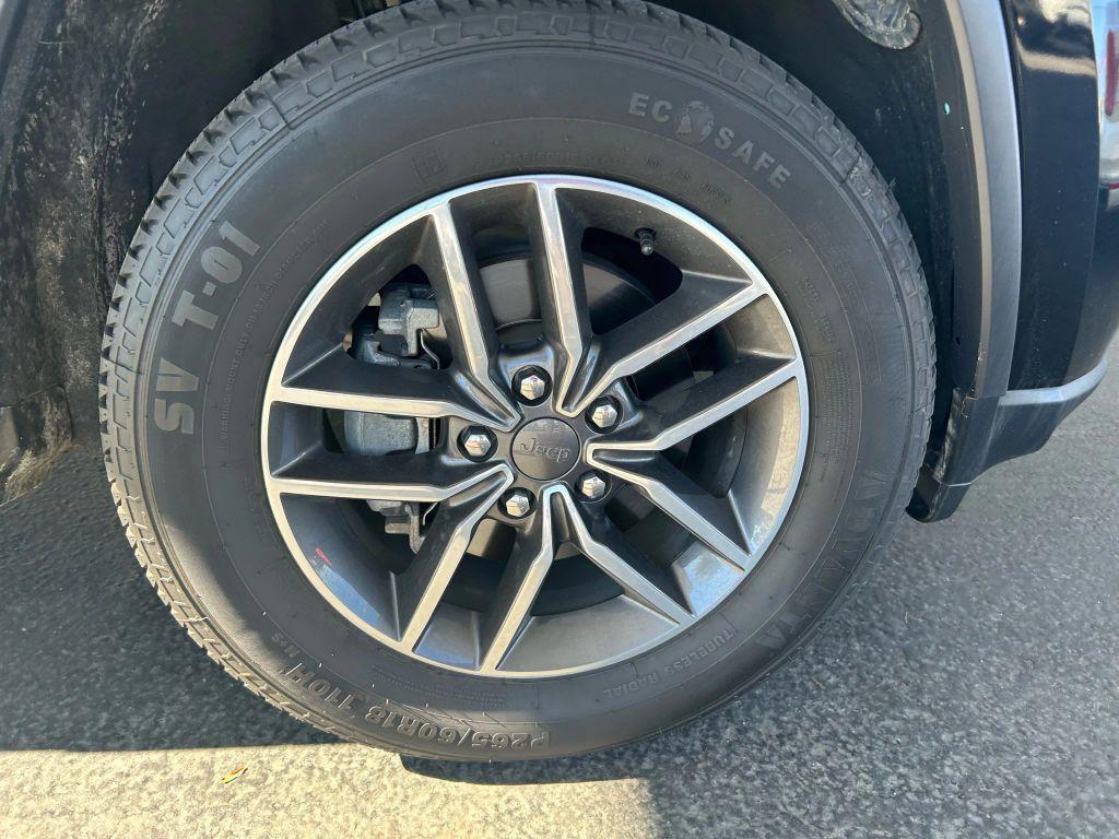 used 2020 Jeep Grand Cherokee car, priced at $19,995